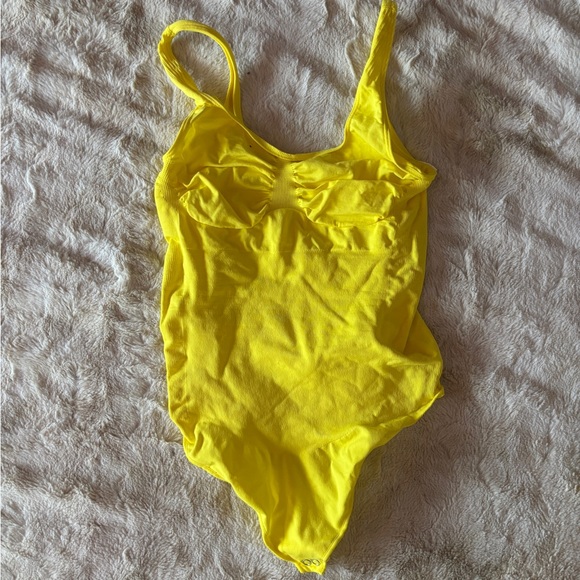 YITTY | Intimates & Sleepwear | Nwot Yitty Fabletics Yellow Nearly ...